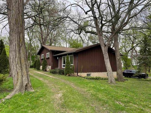 Photo of 7001 W Old Sauk Road, Middleton, WI 53562 (MLS # 2022181)