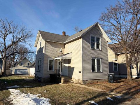 Photo of 848 8th Street, Beloit, WI 53511 (MLS # 2014156)