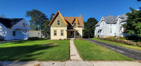 Photo of 816 Keep Street, Darlington, WI 53530 (MLS # 2034331)