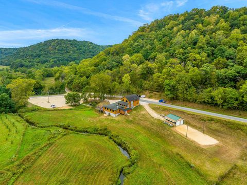 Photo of E4533 Norwegian Hollow Road, Viroqua, WI 54665 (MLS # 2012152)