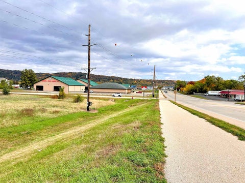 Photo of 1.75 acres LaPointe Street, Prairie Du Chien, WI 53821 (MLS # 2031785)