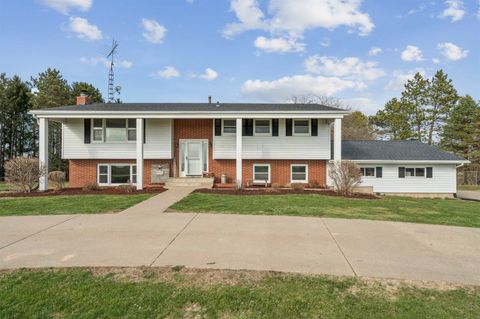Photo of 7976 County Rd D N Road, Platteville, WI 53818 (MLS # 2019978)