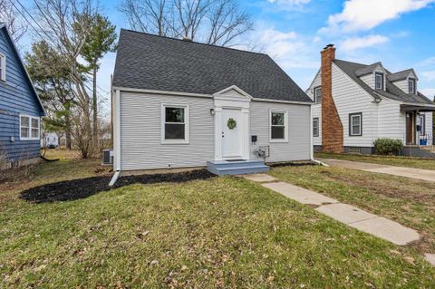 Photo of 1306 W Wisconsin Street, Portage, WI 53901 (MLS # 2019716)