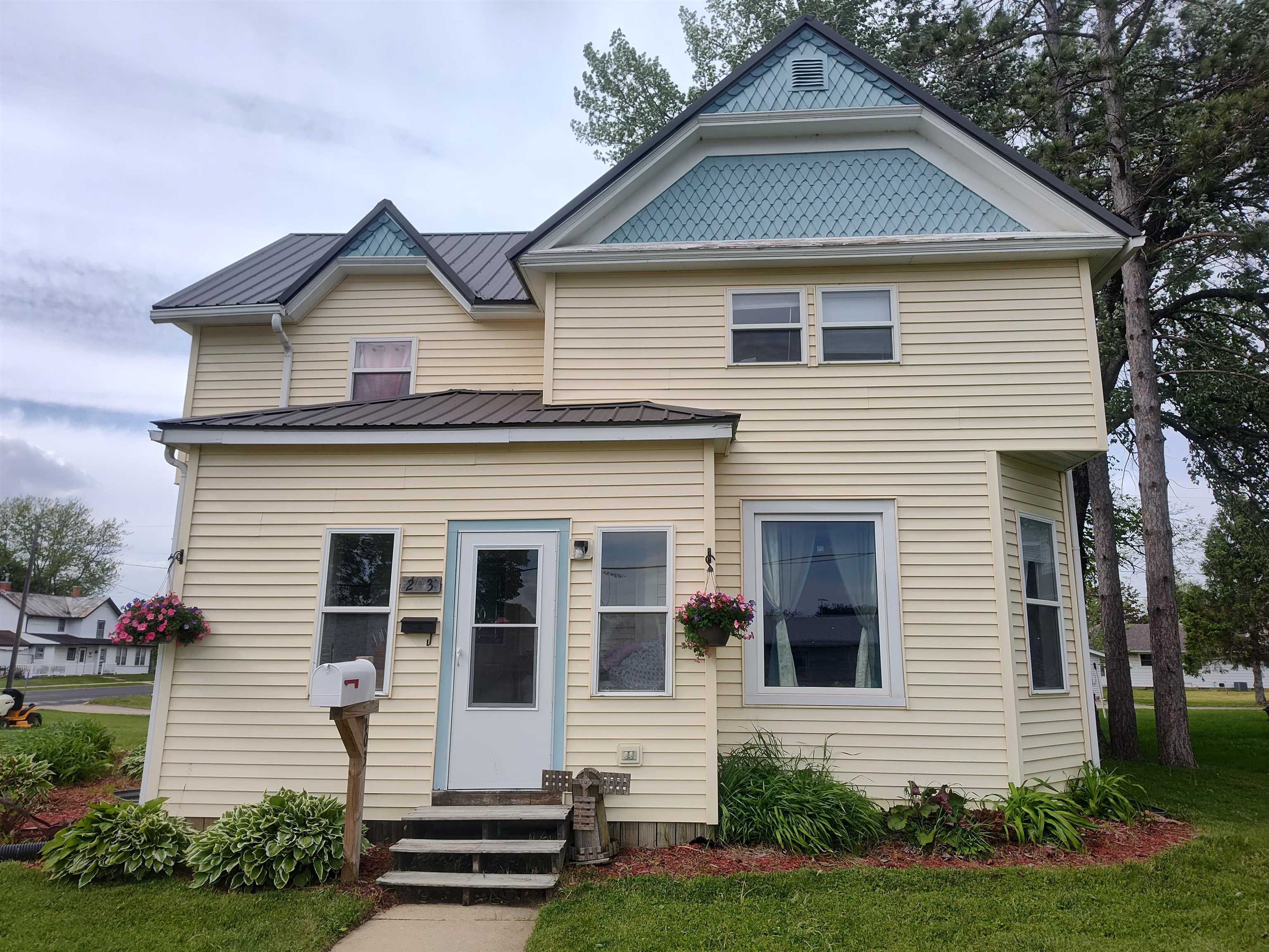 203 Brindley Street
