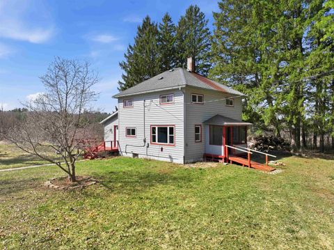 Photo of 265 Fawn Court, Oxford, WI 53952 (MLS # 2019196)