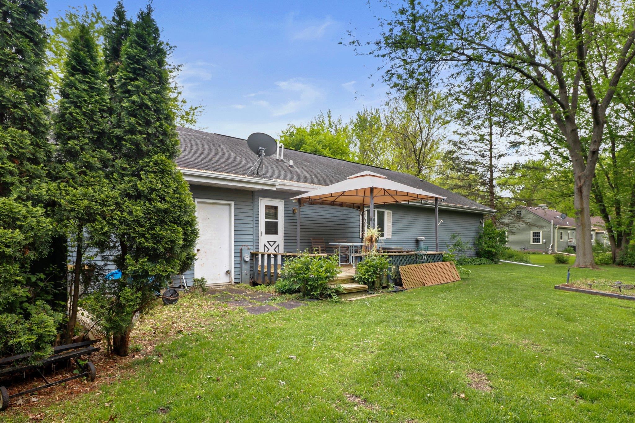 Janesville, Wisconsin 53546, United States, 3 Bedrooms Bedrooms, ,3 BathroomsBathrooms,Residential,Pending,143190