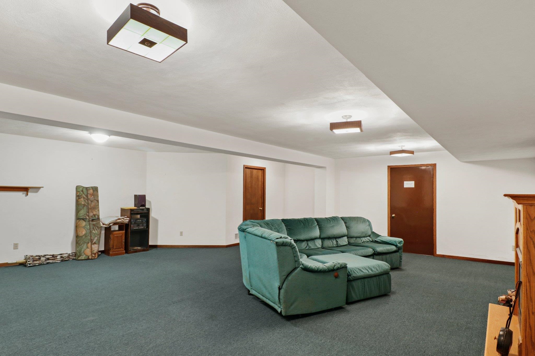 Janesville, Wisconsin 53546, United States, 3 Bedrooms Bedrooms, ,3 BathroomsBathrooms,Residential,Pending,143190