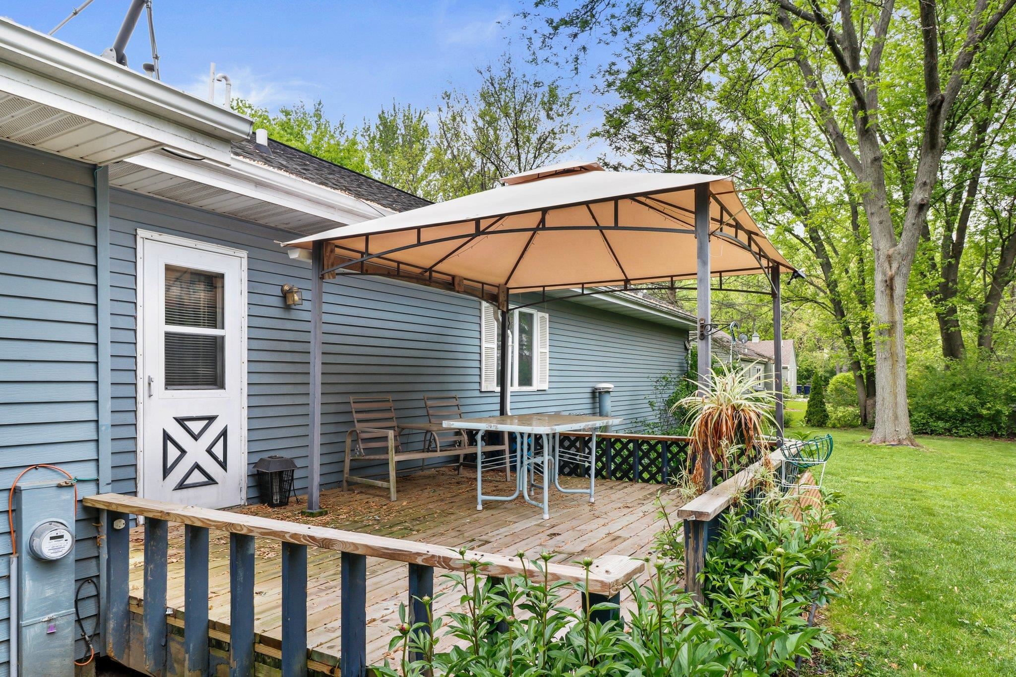 Janesville, Wisconsin 53546, United States, 3 Bedrooms Bedrooms, ,3 BathroomsBathrooms,Residential,Pending,143190