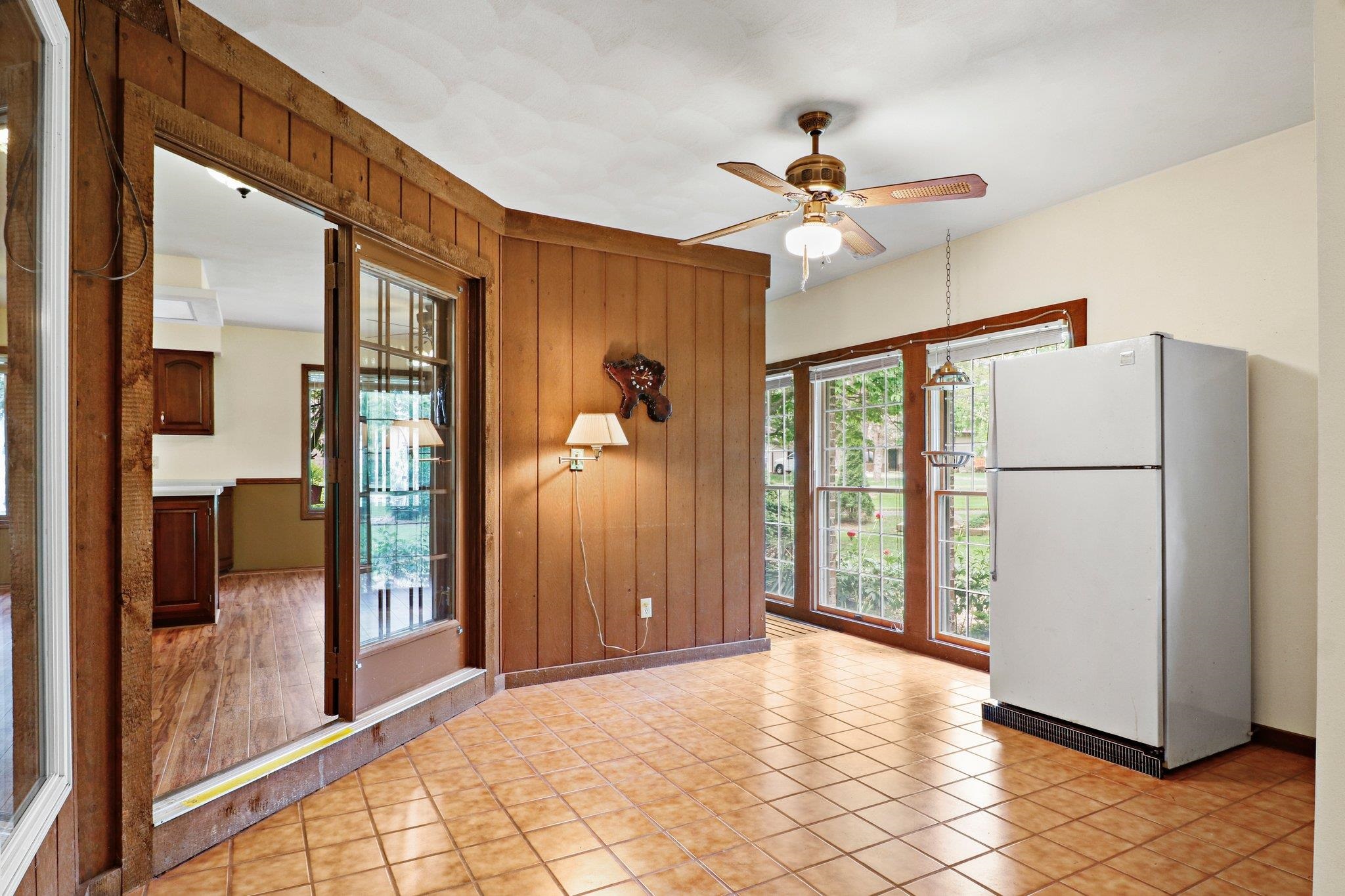 Janesville, Wisconsin 53546, United States, 3 Bedrooms Bedrooms, ,3 BathroomsBathrooms,Residential,Pending,143190