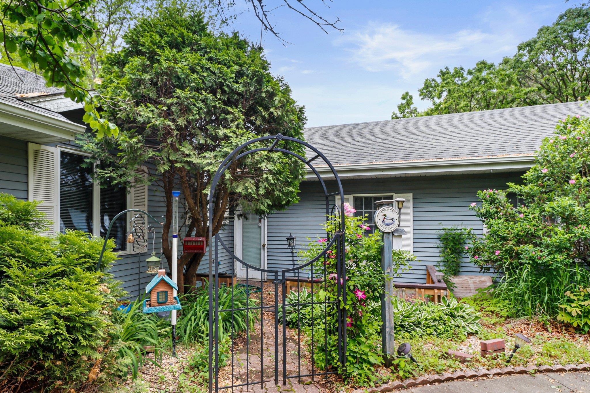 Janesville, Wisconsin 53546, United States, 3 Bedrooms Bedrooms, ,3 BathroomsBathrooms,Residential,Pending,143190