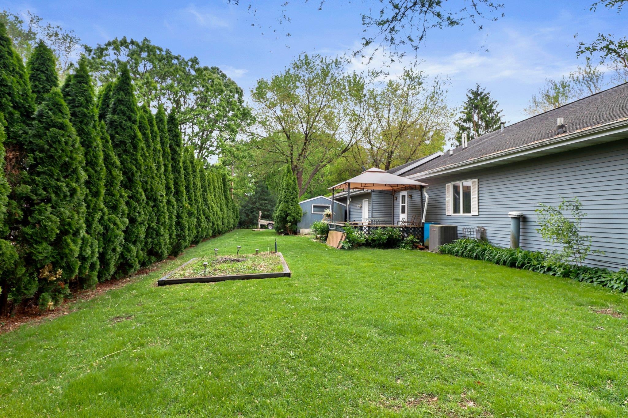 Janesville, Wisconsin 53546, United States, 3 Bedrooms Bedrooms, ,3 BathroomsBathrooms,Residential,Pending,143190