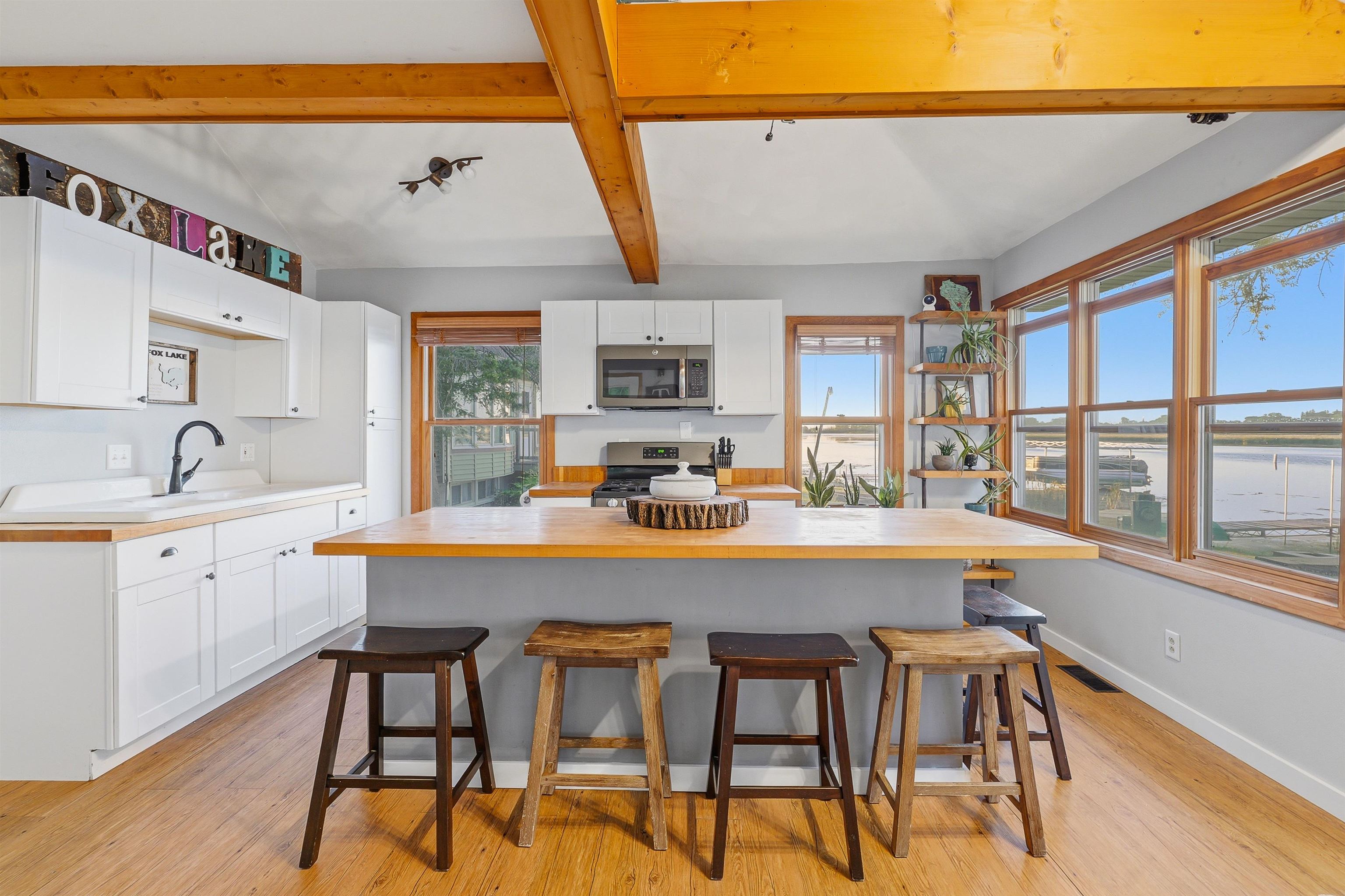W10581 Hickory Grove Road