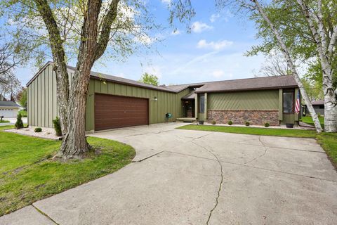 Photo of 218 Avalon Road, Columbus, WI 53925 (MLS # 2022196)