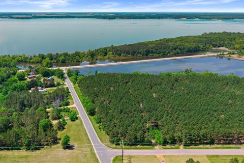 Photo of 399 Twin Lakes Trail, Nekoosa, WI 54457 (MLS # 2001241)