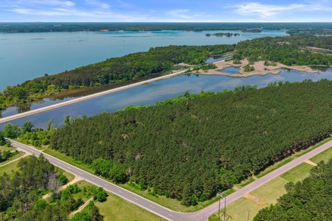 Tiny photo for 399 Twin Lakes Trail, Nekoosa, WI 54457 (MLS # 2001241)