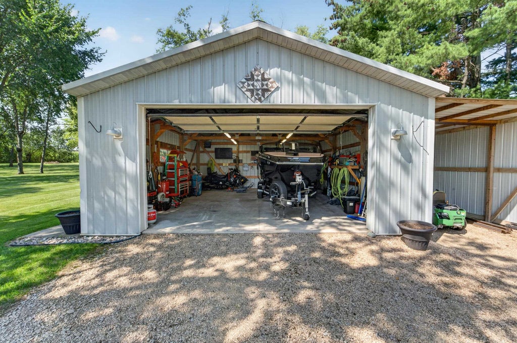 1763545846 Real Estate Search