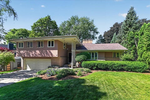 Photo of 11 Fuller Drive, Madison, WI 53704 (MLS # 2024670)