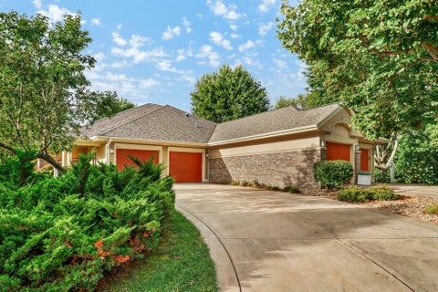 Photo of 5019 Prairie Rose Court, Middleton, WI 53562 (MLS # 2033044)