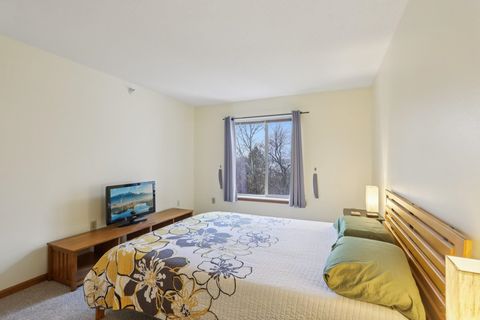 Tiny photo for 7203 Mid Town Road 301 #301, Madison, WI 53719 (MLS # 2012722)