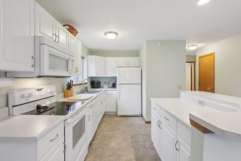 Tiny photo for 7203 Mid Town Road 301 #301, Madison, WI 53719 (MLS # 2012722)