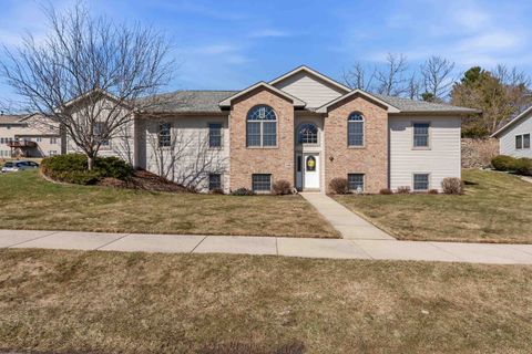 Photo of 110 Cody Drive, Beaver Dam, WI 53916 (MLS # 2019099)