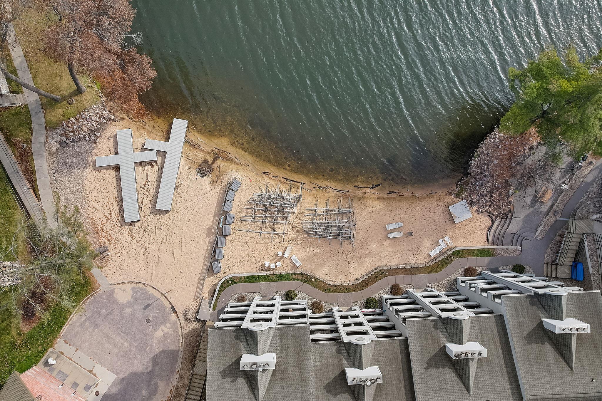 Wisconsin Dells, Wisconsin 53965, United States, 1 Bedroom Bedrooms, ,1 BathroomBathrooms,Residential,Active,34237