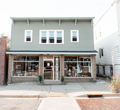 Photo of 115 E Main Street, Evansville, WI 53536 (MLS # 2009118)