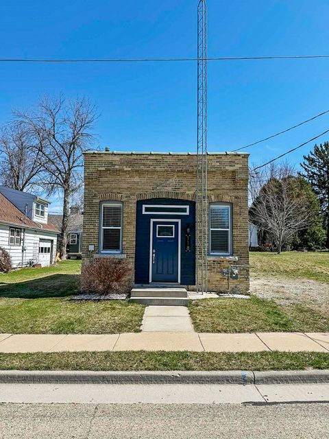 Photo of 118 Makenick Street, Fox Lake, WI 53933 (MLS # 2019955)