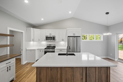 Photo of 806 Saddle Ridge, Portage, WI 53901 (MLS # 2030563)