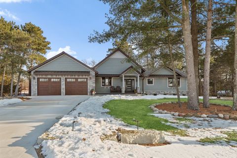 Photo of S1462 Indian Trail Parkway, Baraboo, WI 53913 (MLS # 2016889)