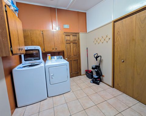 Tiny photo for 211 S Buchanan Street, Prairie Du Chien, WI 53821 (MLS # 2012700)