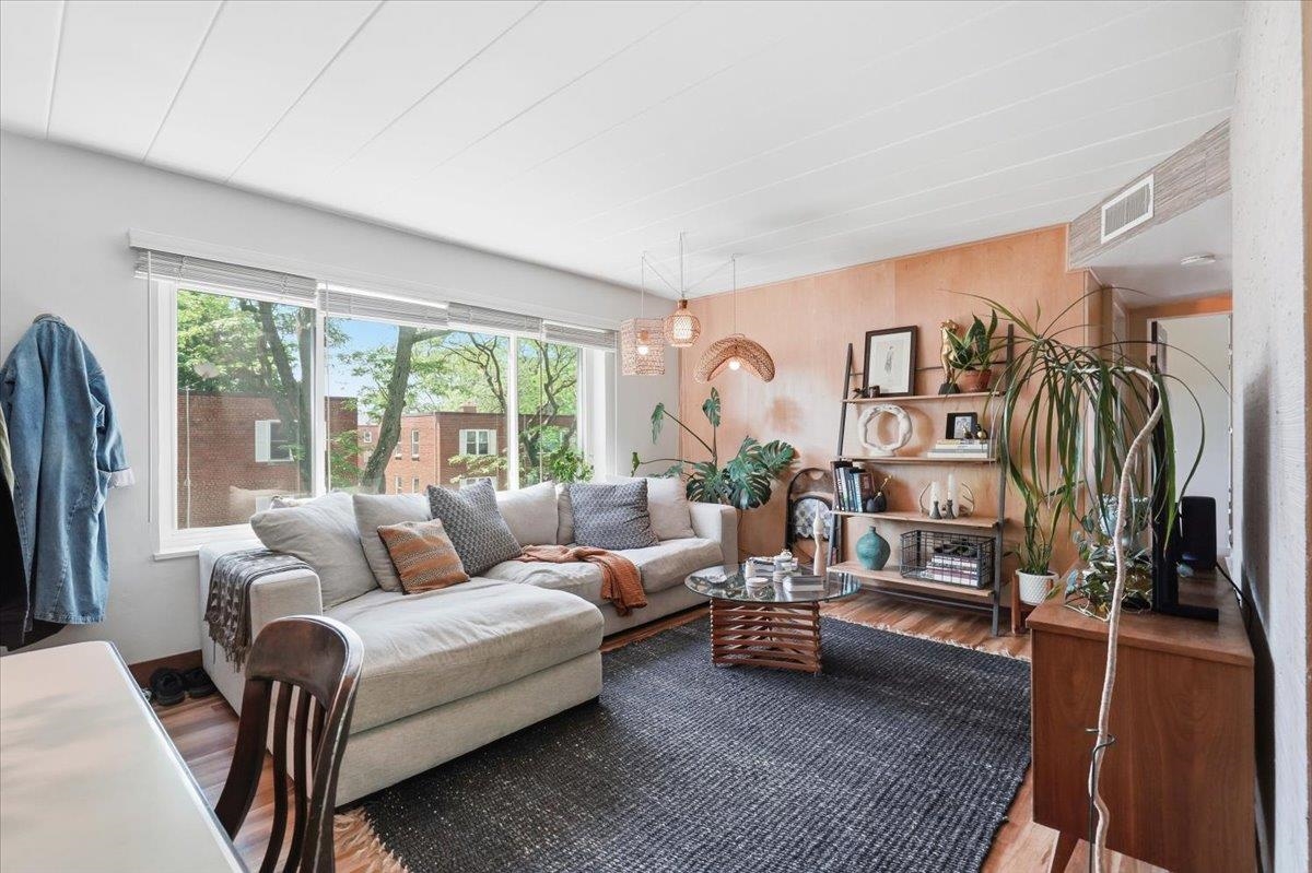 7 Sherman Terrace 5