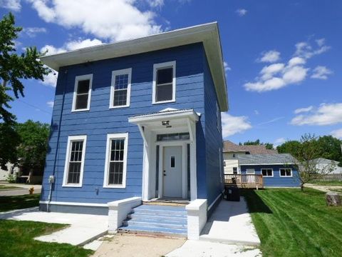 Photo of 423 St. Lawrence Avenue, Beloit, WI 53511 (MLS # 2016465)