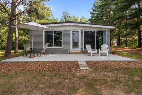 Tiny photo for N5059 Fox River Lane, Princeton, WI 54968 (MLS # 2003815)