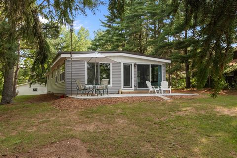 Tiny photo for N5059 Fox River Lane, Princeton, WI 54968 (MLS # 2003815)
