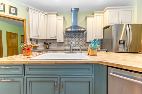 Tiny photo for 1889 S Dixie Court, Friendship, WI 53934 (MLS # 2011315)