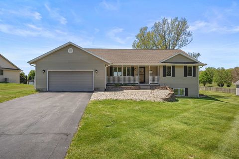 Photo of 4627 N Katherine Drive, Janesville, WI 53548 (MLS # 2022752)