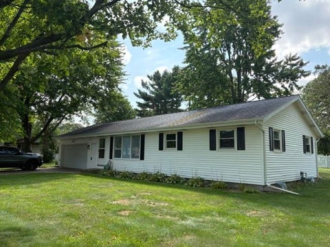 Photo of 1040 Lakewood Lane, Wisconsin Rapids, WI 54494 (MLS # 2031723)