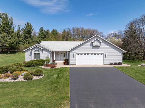 Tiny photo for 1633 Michigan Avenue, Wisconsin Dells, WI 53965 (MLS # 1999208)