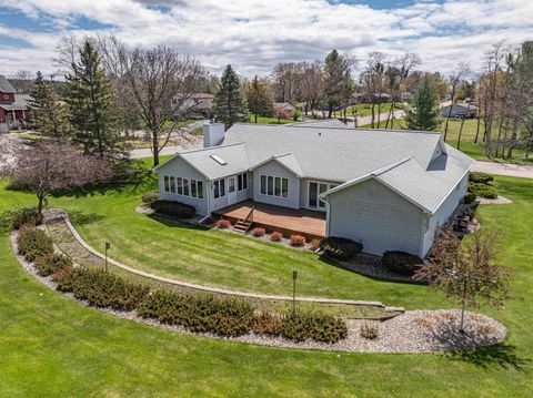 Tiny photo for 1633 Michigan Avenue, Wisconsin Dells, WI 53965 (MLS # 1999208)