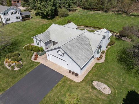 Tiny photo for 1633 Michigan Avenue, Wisconsin Dells, WI 53965 (MLS # 1999208)