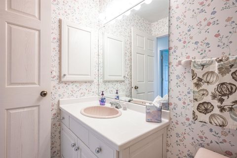 Tiny photo for 1633 Michigan Avenue, Wisconsin Dells, WI 53965 (MLS # 1999208)