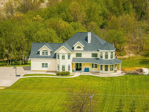Photo of 2222 County Road A, Stoughton, WI 53589 (MLS # 2019486)
