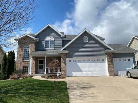 Photo of 754 Cricket Lane, Middleton, WI 53562 (MLS # 2032656)
