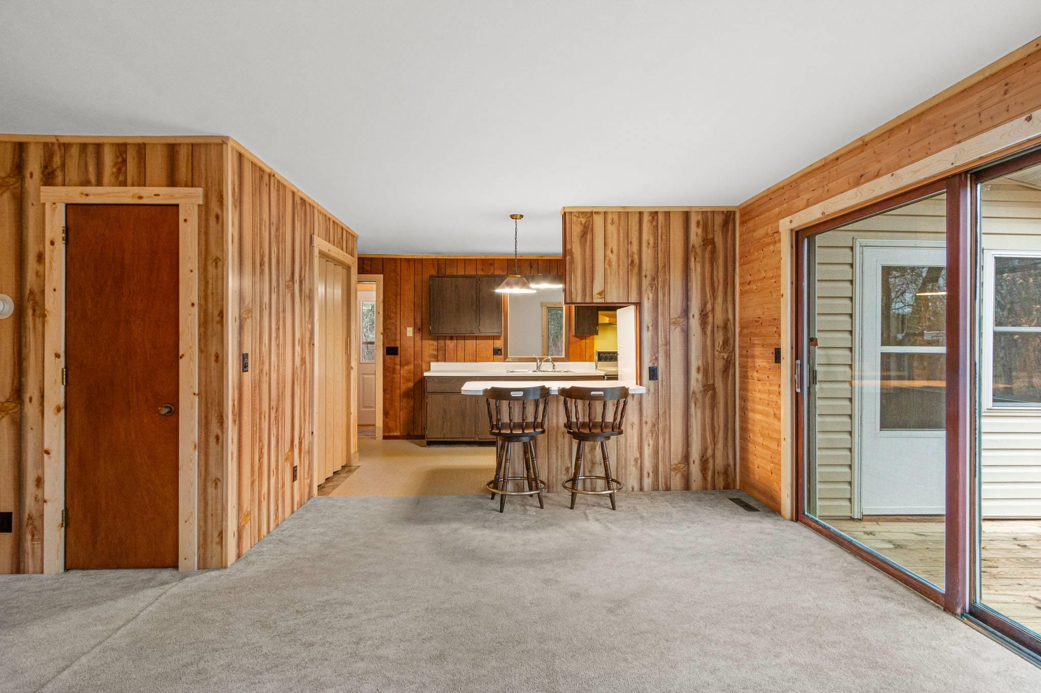 382, 384 Bromley Way