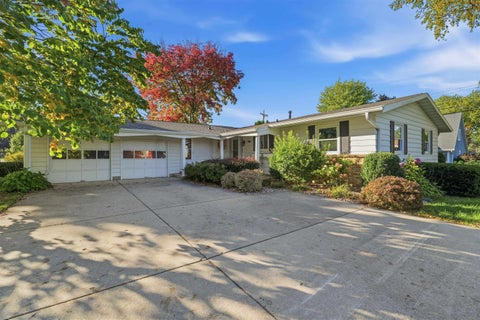 Photo of 700 Denning Avenue, Beaver Dam, WI 53916 (MLS # 2034102)