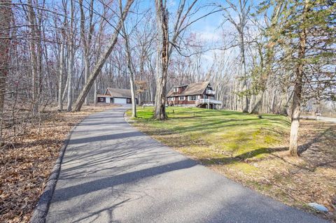 Photo of W11056 Lakeview Drive, Merrimac, WI 53561 (MLS # 2020161)
