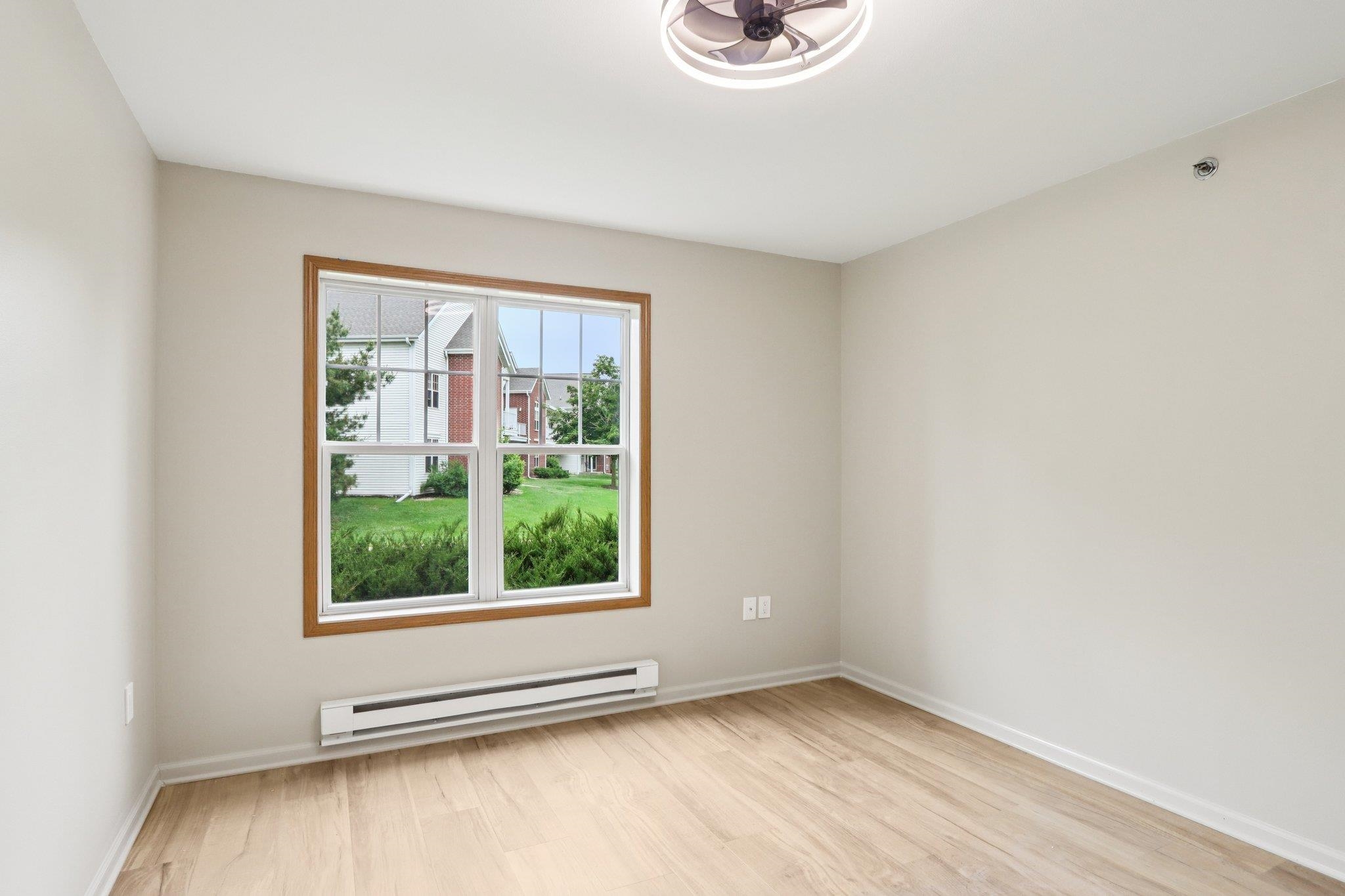 Baraboo, Wisconsin 53913, United States, 1 Bedroom Bedrooms, ,1 BathroomBathrooms,Residential,Active,151145