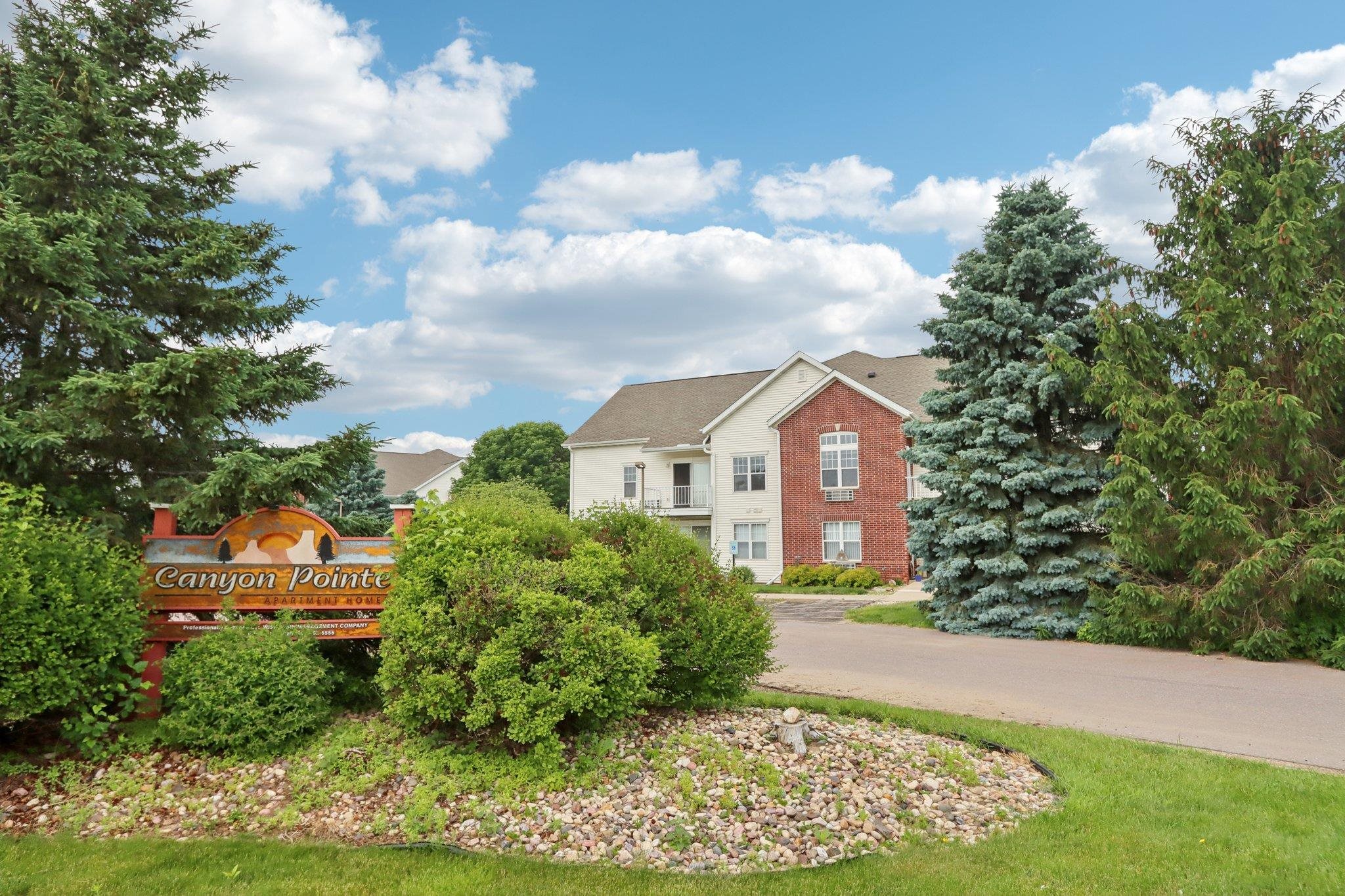 Baraboo, Wisconsin 53913, United States, 1 Bedroom Bedrooms, ,1 BathroomBathrooms,Residential,Active,151145