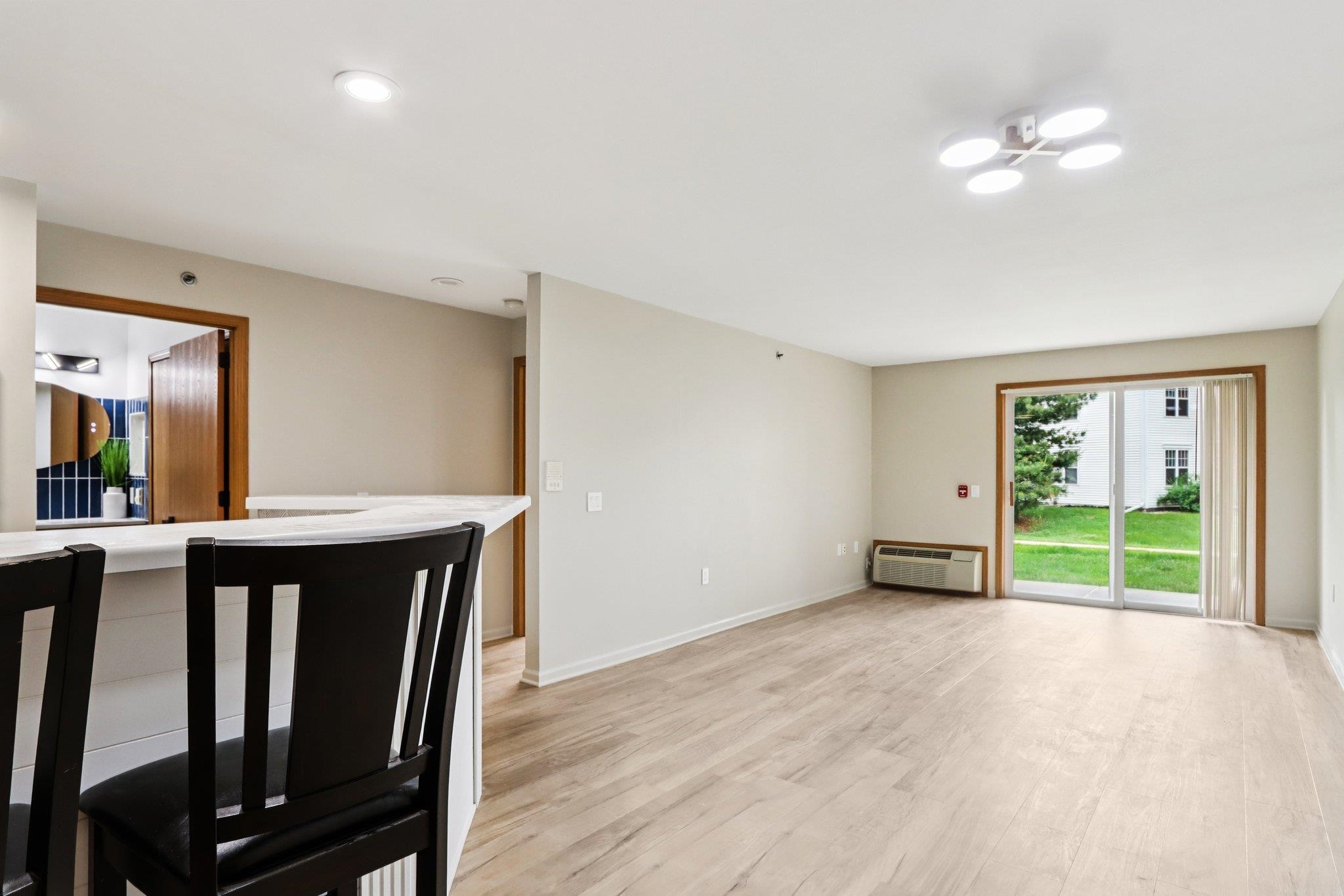 Baraboo, Wisconsin 53913, United States, 1 Bedroom Bedrooms, ,1 BathroomBathrooms,Residential,Active,151145